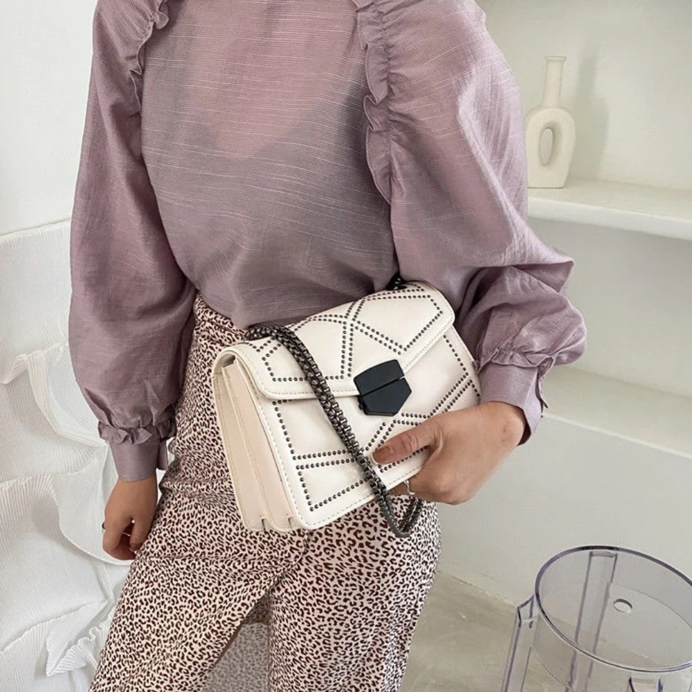 Designer Handbag - White Vintage Rivet Chain Shoulder Bag With Flap (PU Leather)